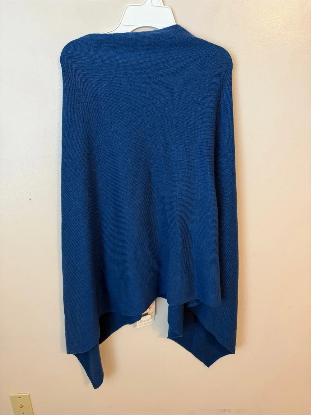NWT Eric Bompard 100% Cashmere Poncho Long Bleu Niagara Designed in France